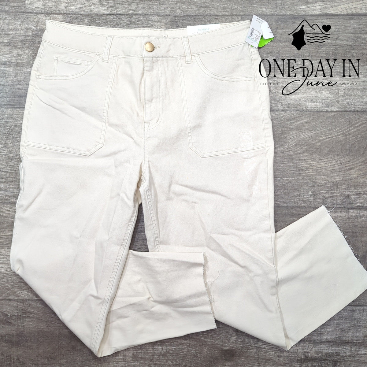 m jeans by Maurices Ankle Slim Straight Jeans White Raw Hem NWT Size 16