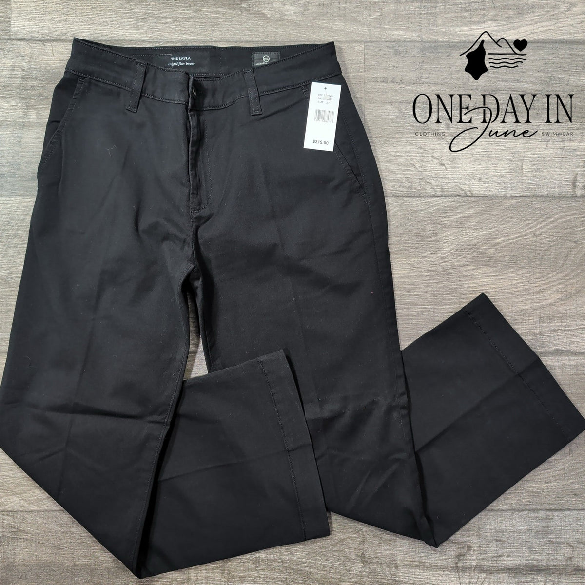 AG Adriano Goldschmied The Layla Cropped Flare Trouser Black NWT Size 4 (27)