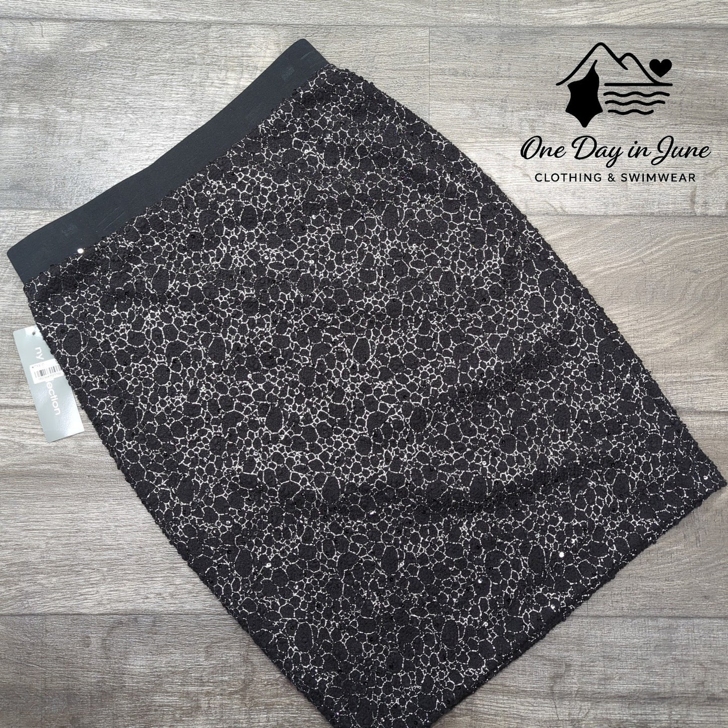 NY Collection Pull On Pencil Skirt Size M