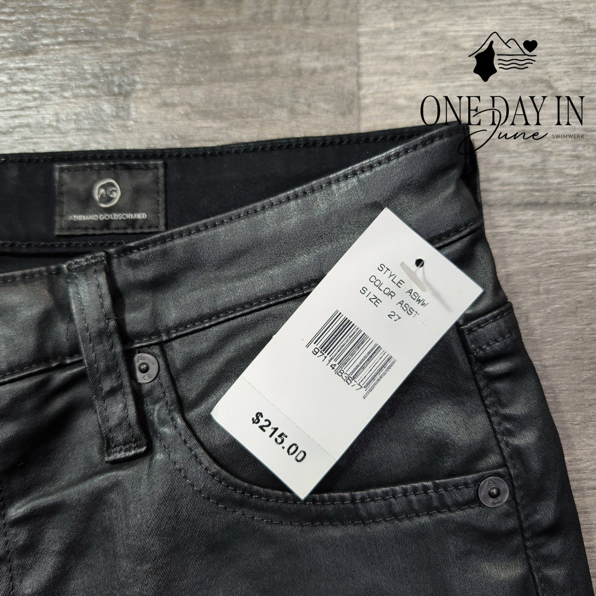 AG Adriano Goldschmied Coated Straight Leg Jeans Black NWT $215 Size 4 (27)