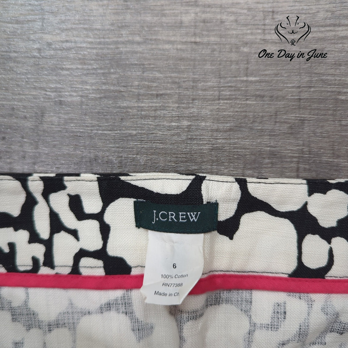 J.Crew Mini Skirt Size 6 Black White Abstract Animal Print Cotton Size 6