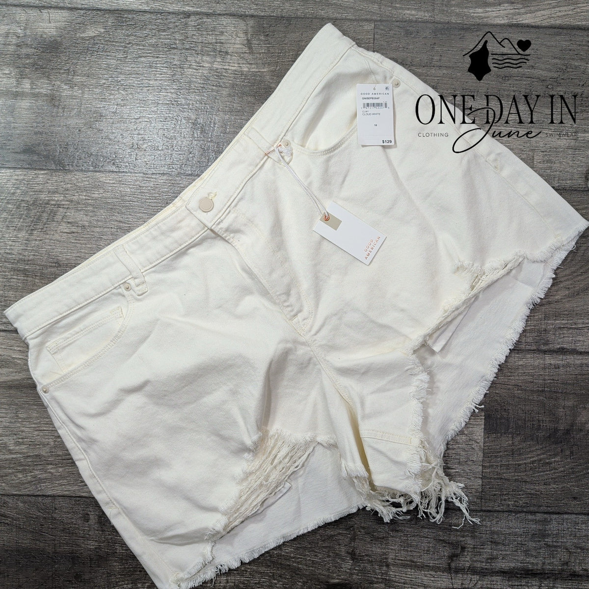 Good American Cut Off Denim Shorts Cloud White Frayed Hem NWT Size 16