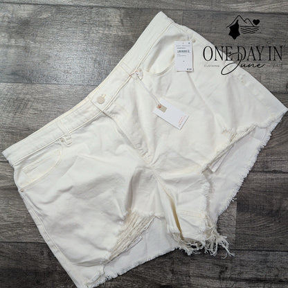 Good American Cut Off Denim Shorts Cloud White Frayed Hem NWT Size 16