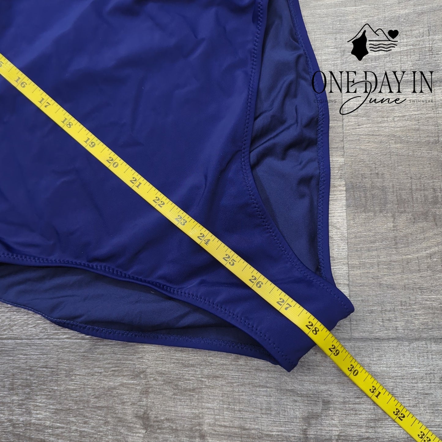 Blooming Jelly Cross Front One Piece Swimsuit Size L