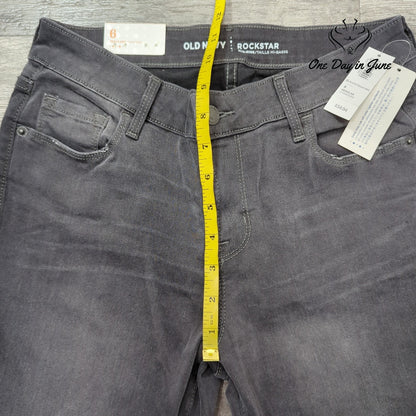 Old Navy Mid Rise Rockstar Jeans Size 6