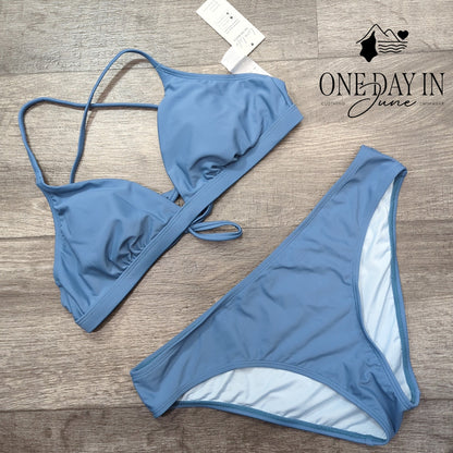 Cupshe Bikini Swimsuit Blue V Neck Criss Cross Tie Back 2 Piece NWT Size M