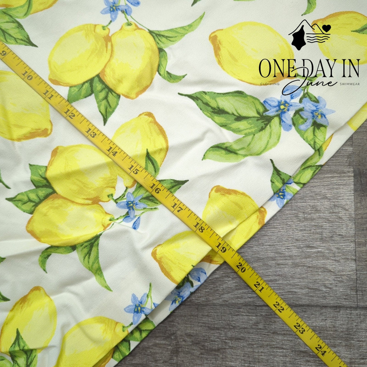 Talbots Lemon Print Mini Skirt White Yellow Fruit Summer NWT Size 8