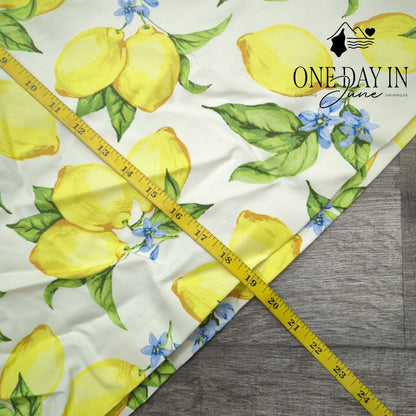 Talbots Lemon Print Mini Skirt White Yellow Fruit Summer NWT Size 8
