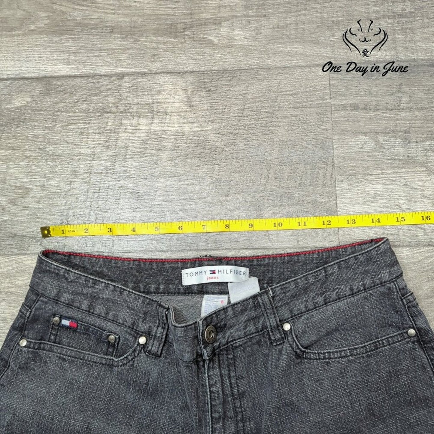 Tommy Hilfiger Straight Leg Jeans Size 6