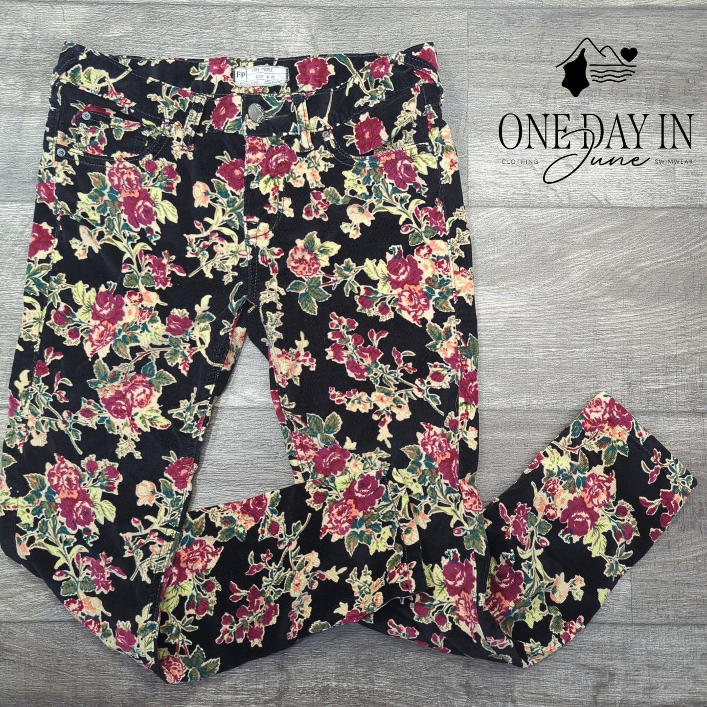 Free People Floral Corduroy Ankle Pants Size 28 (6)