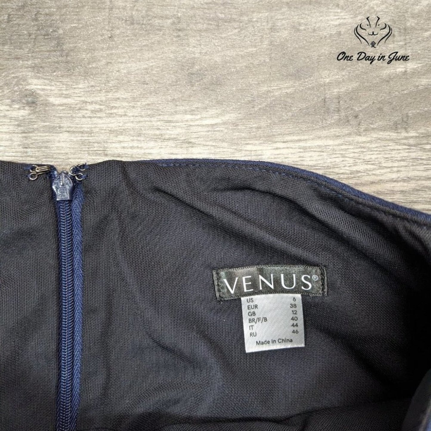 Venus Zip Back Work Midi Skirt Size 6