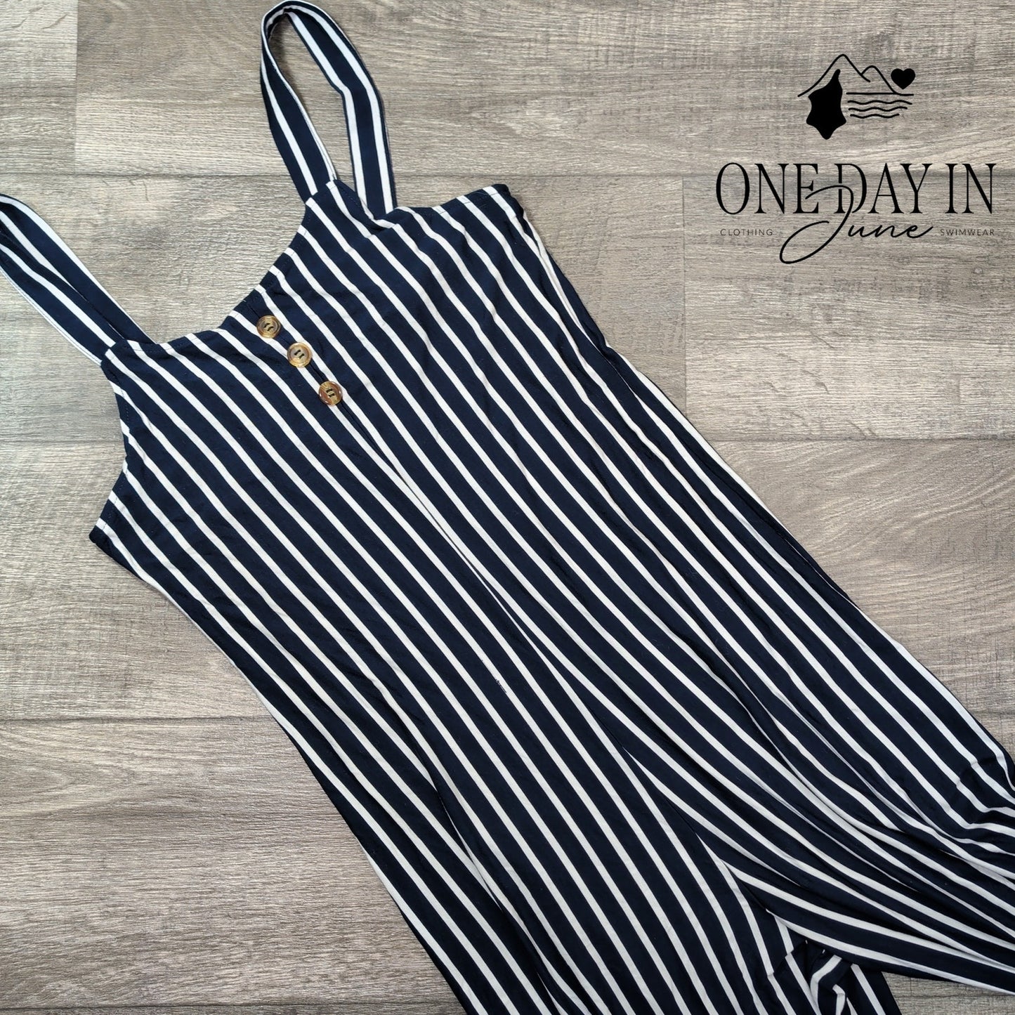 Angie Sleeveless Jumpsuit Size M