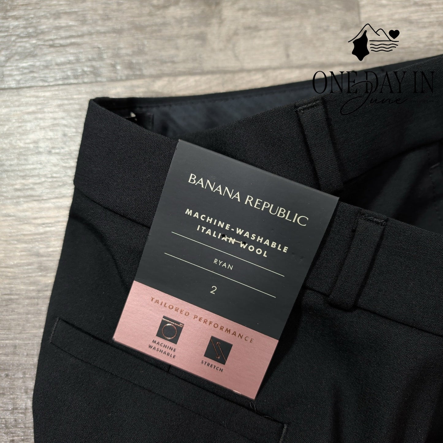 Banana Republic Ryan Italian Wool Dress Pants Black NWT Size 2