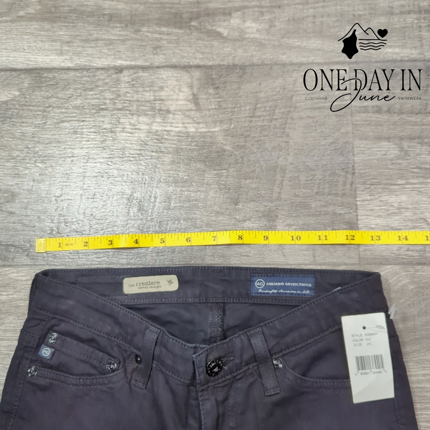 AG Adriano Goldschmied The Premier Skiiny Straight Jeans Size 00