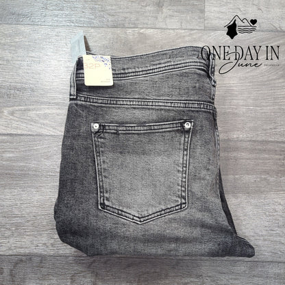 Pilcro and the Letterpress Slim Boyfriend Jeans Distressed Black NWT Size 14P