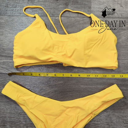 CharmLeaks Cheeky Crop Bikini Swimsuit Size M
