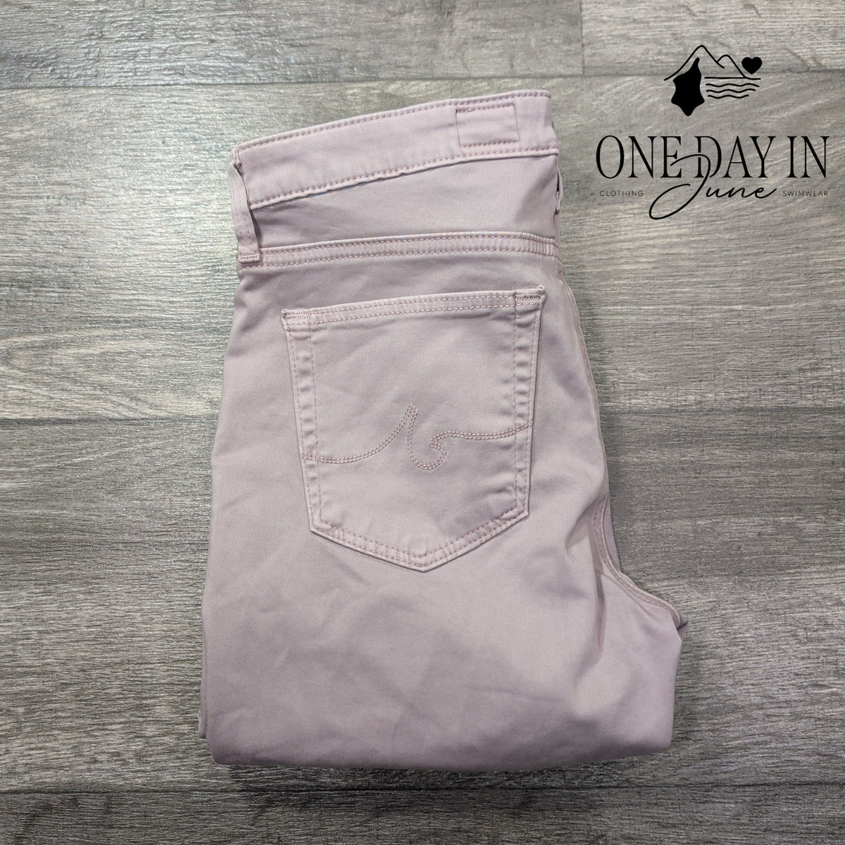 AG Adriano Goldschmied The Prima Mid Rise Cigarette Jeans Pink NWT Size 4 (27)