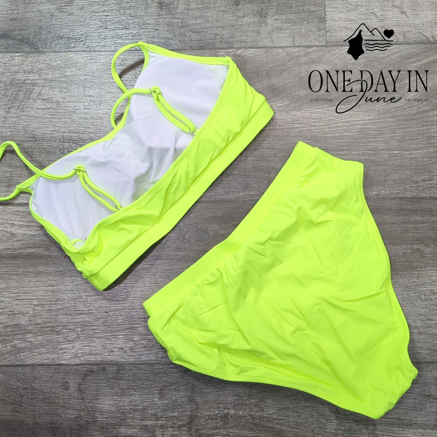 CharmLeaks Crop Bikini Swimsuit Size S