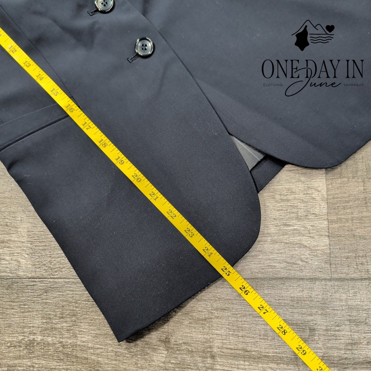 The Limited Collection 2 Button Blazer Navy Blue Tailored Career NWT Size 6