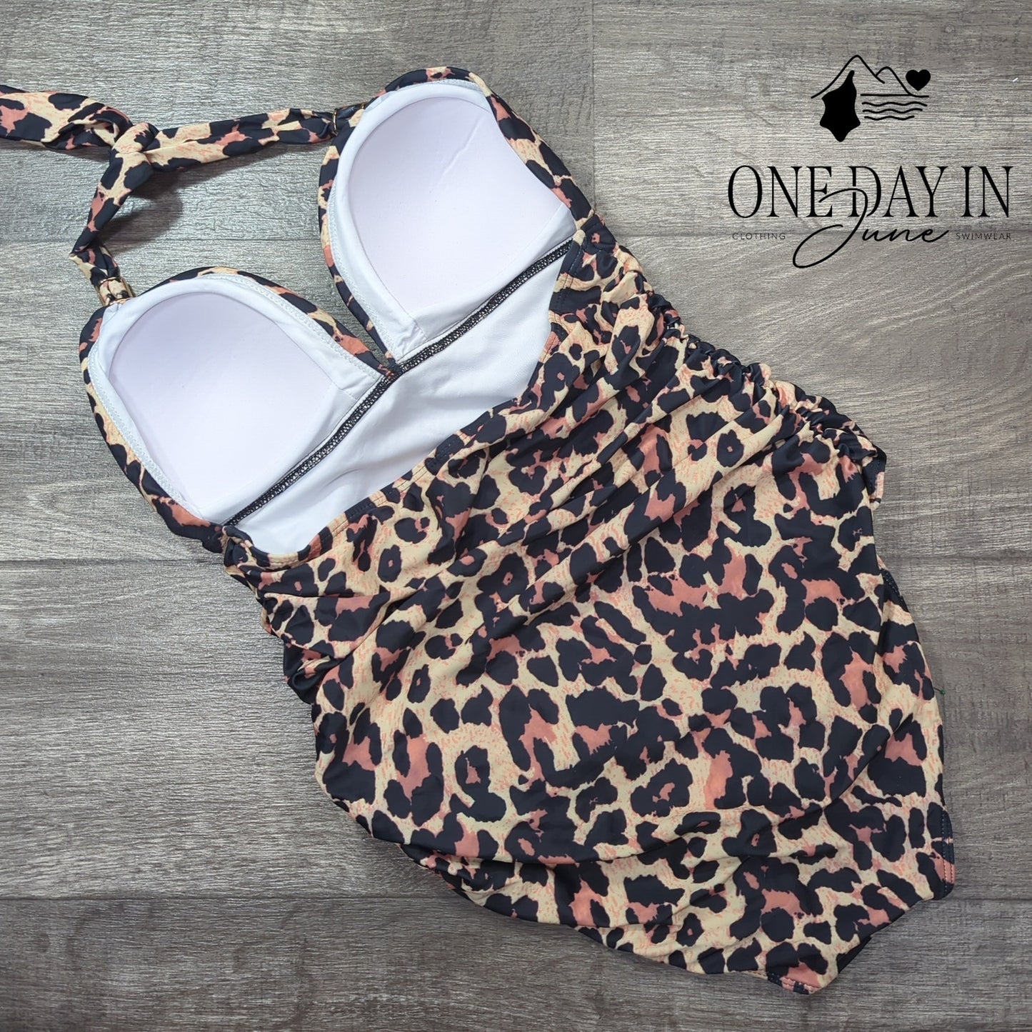 CharmLeaks Halter Tummy Control Leopard One Piece Swimsuit Size M