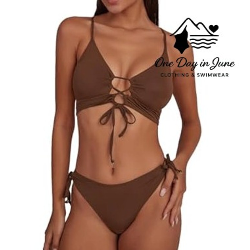 CHYRII Strappy Keyhooe Tie Side Bikini Swimsuit Size L
