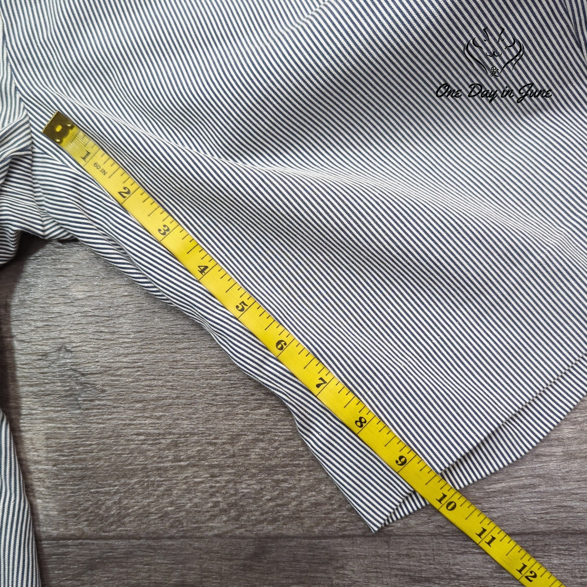 The Limited Pinstripe Bermuda Shorts Black White Cotton Stretch Size 4