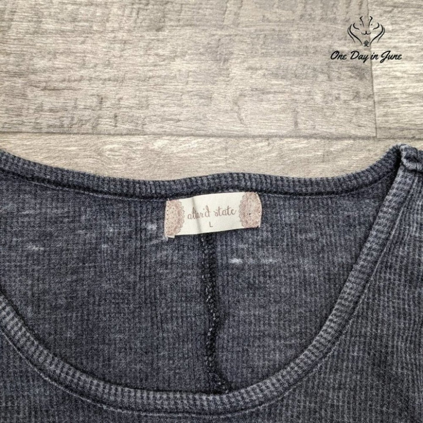 Altar'd State Women's Long Sleeve Christmas T Shirt Size L