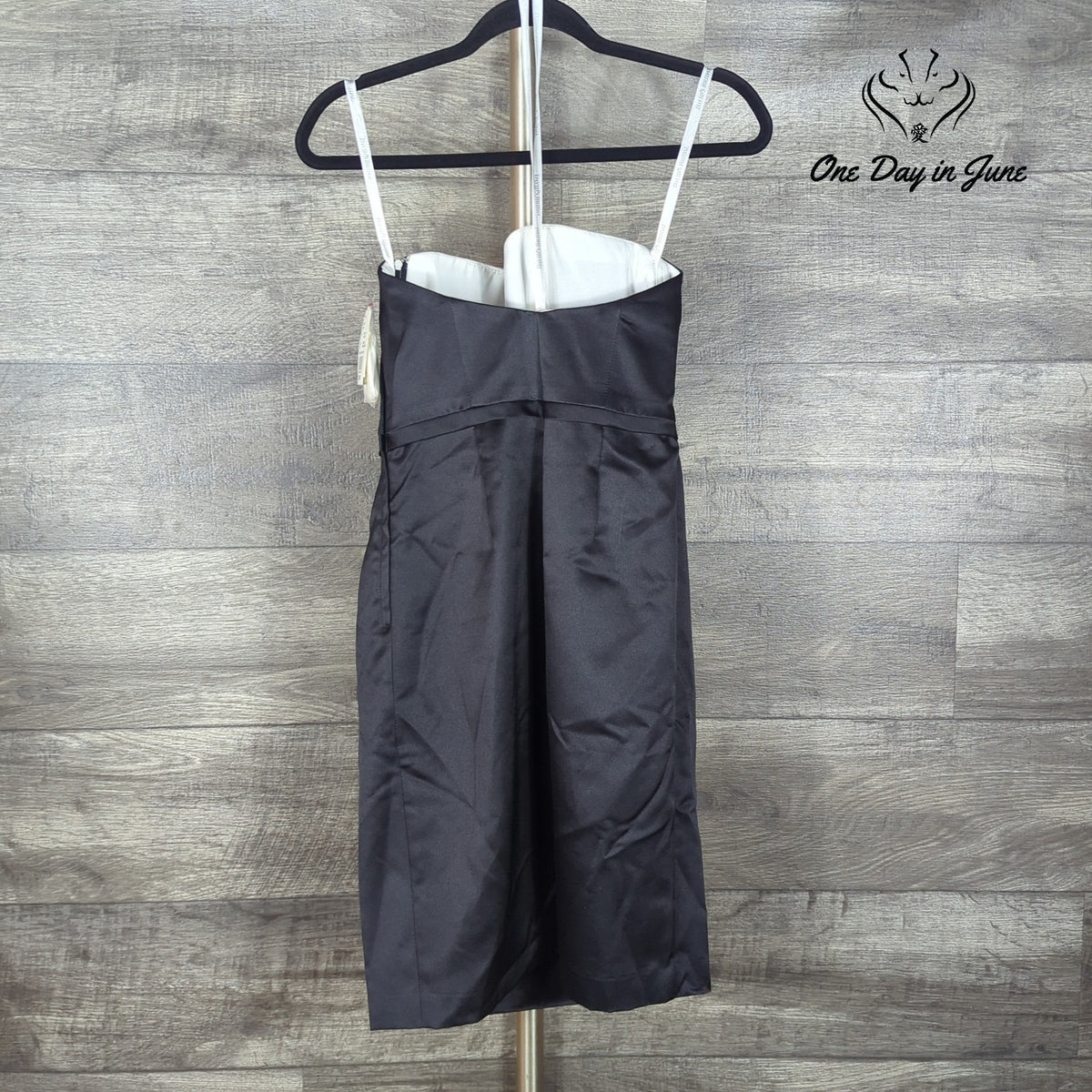 David's Bridal Black Ivory Satin Bow Strapless Cocktail Dress NWT Size 4