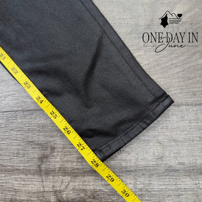 7 For All Mankind Distressed Skinny Jeans Size 4 (27)