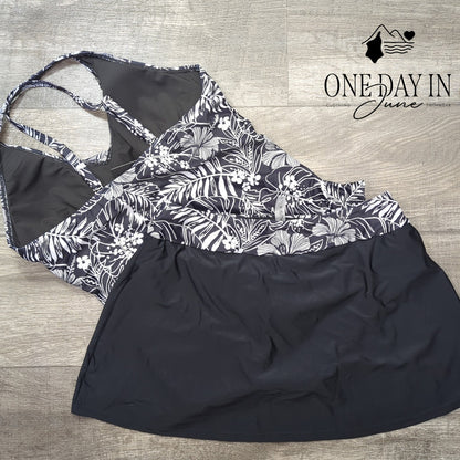Talisea Cross Front Skirtini Swimsuit Size L