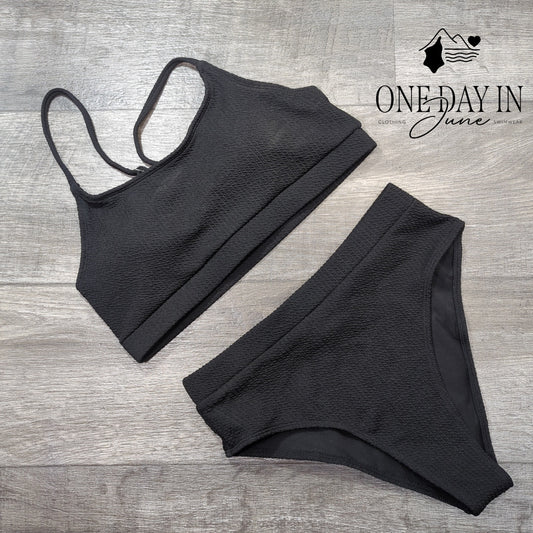 CharmLeaks Textured Crop High Cut Bikini Swimsuit Size M