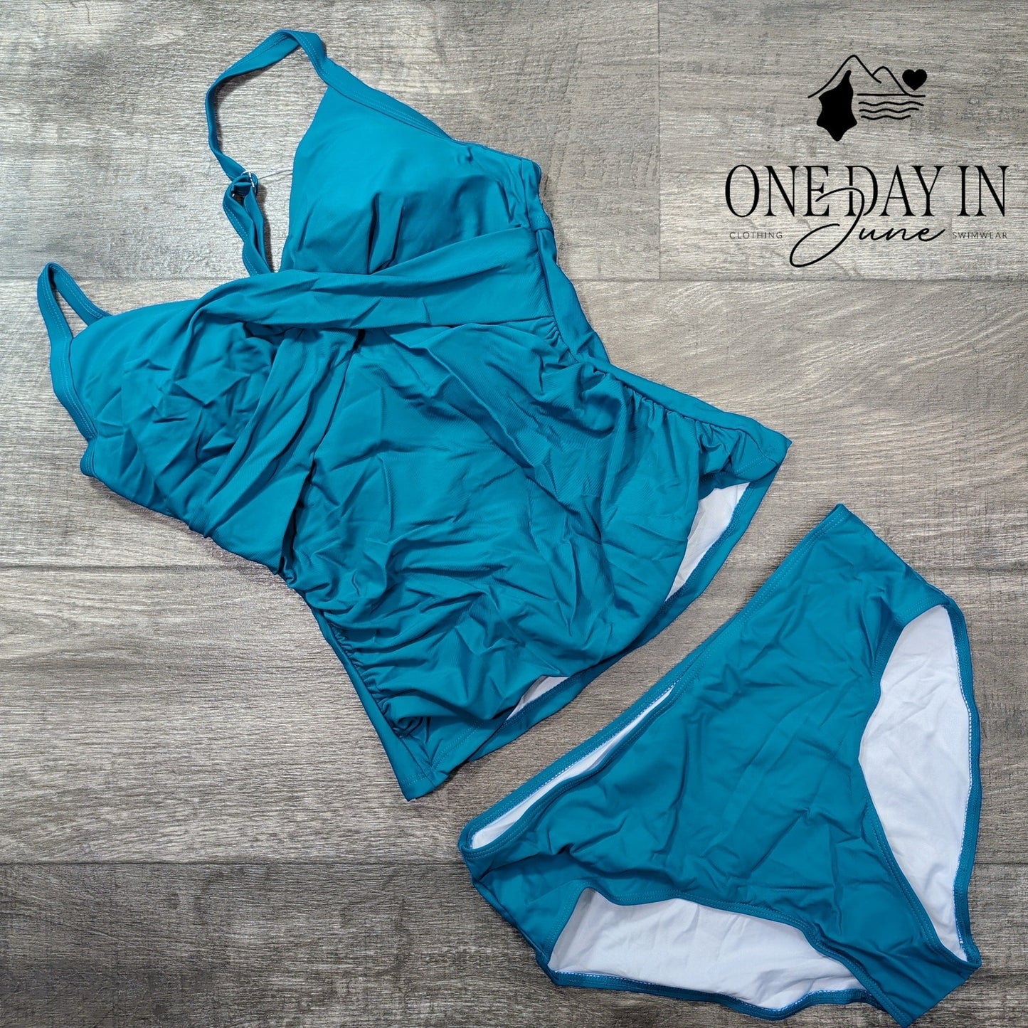 B2Prity Twist Front Tie Back Tankini Swimsuit Size M
