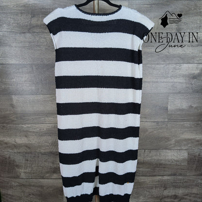 Stitch & Feather Sleeveless Shoulder Pad Knit Dress Size S