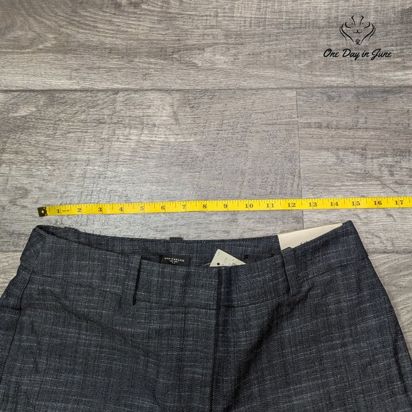 Ann Taylor Curvy Crop Pants Size 4