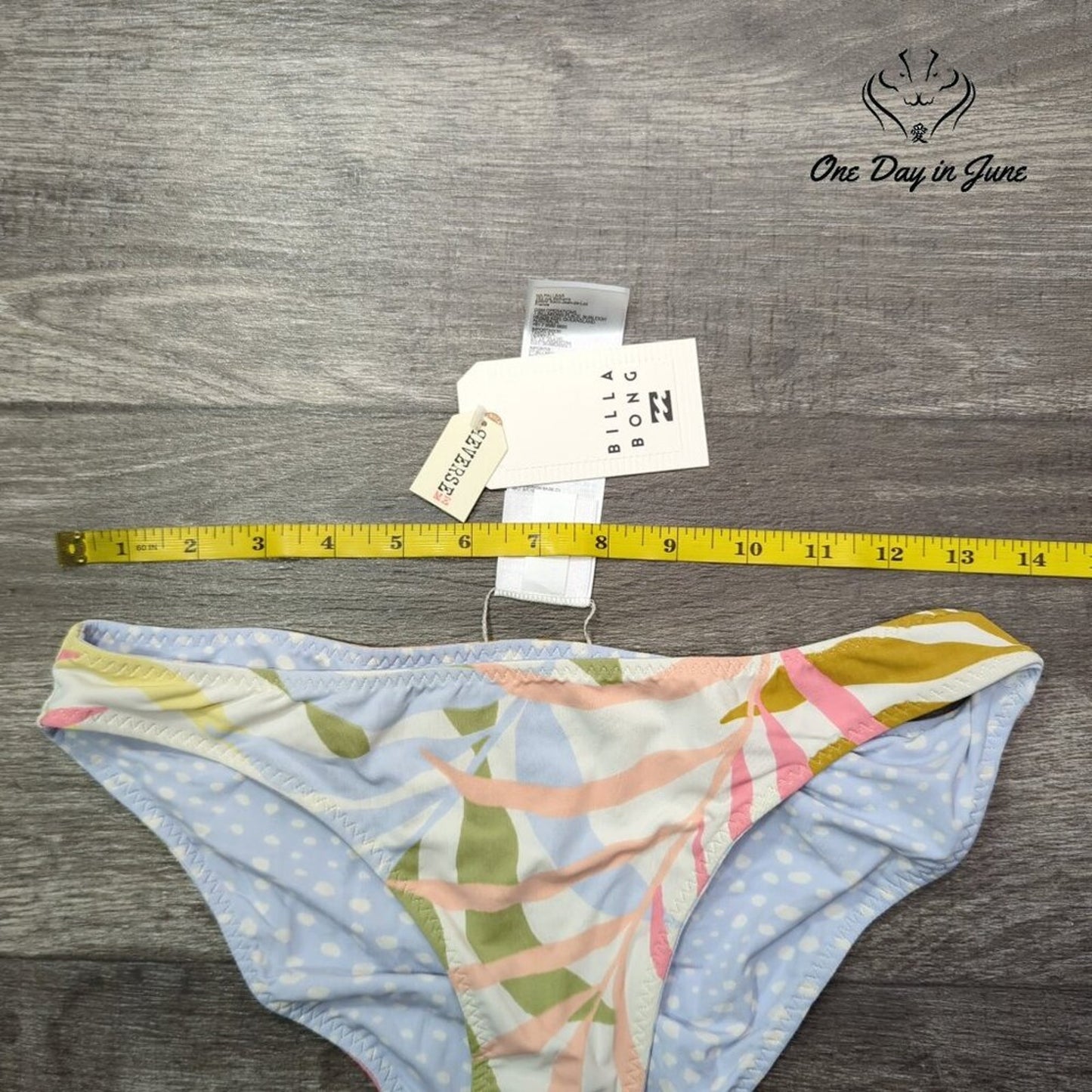 Billabong Tropic Jungle Lowrider Bikini Bottom Reversible Floral NWT Size M