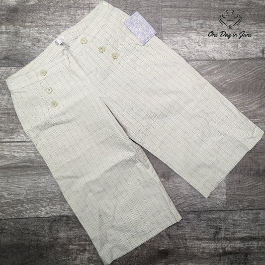 Urban Outfitters Juniors Button Front Shorts Size 1