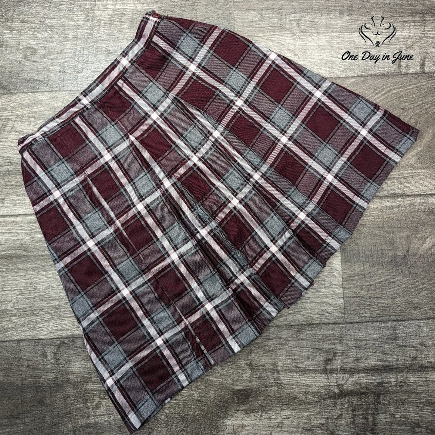 Land's End Pleated Skirt Size 16