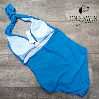 Cupshe Halter V Neck One Piece Swimsuit Size S
