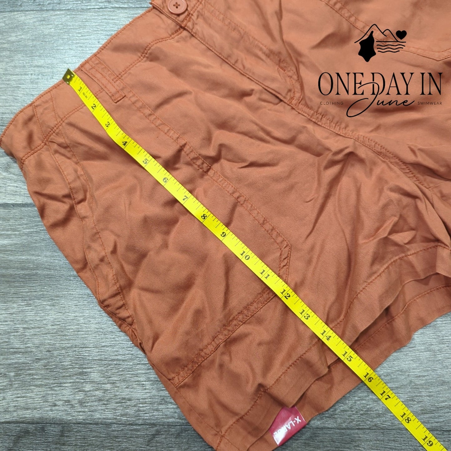 Social Standard Fortune Tencel Shorts Size XL