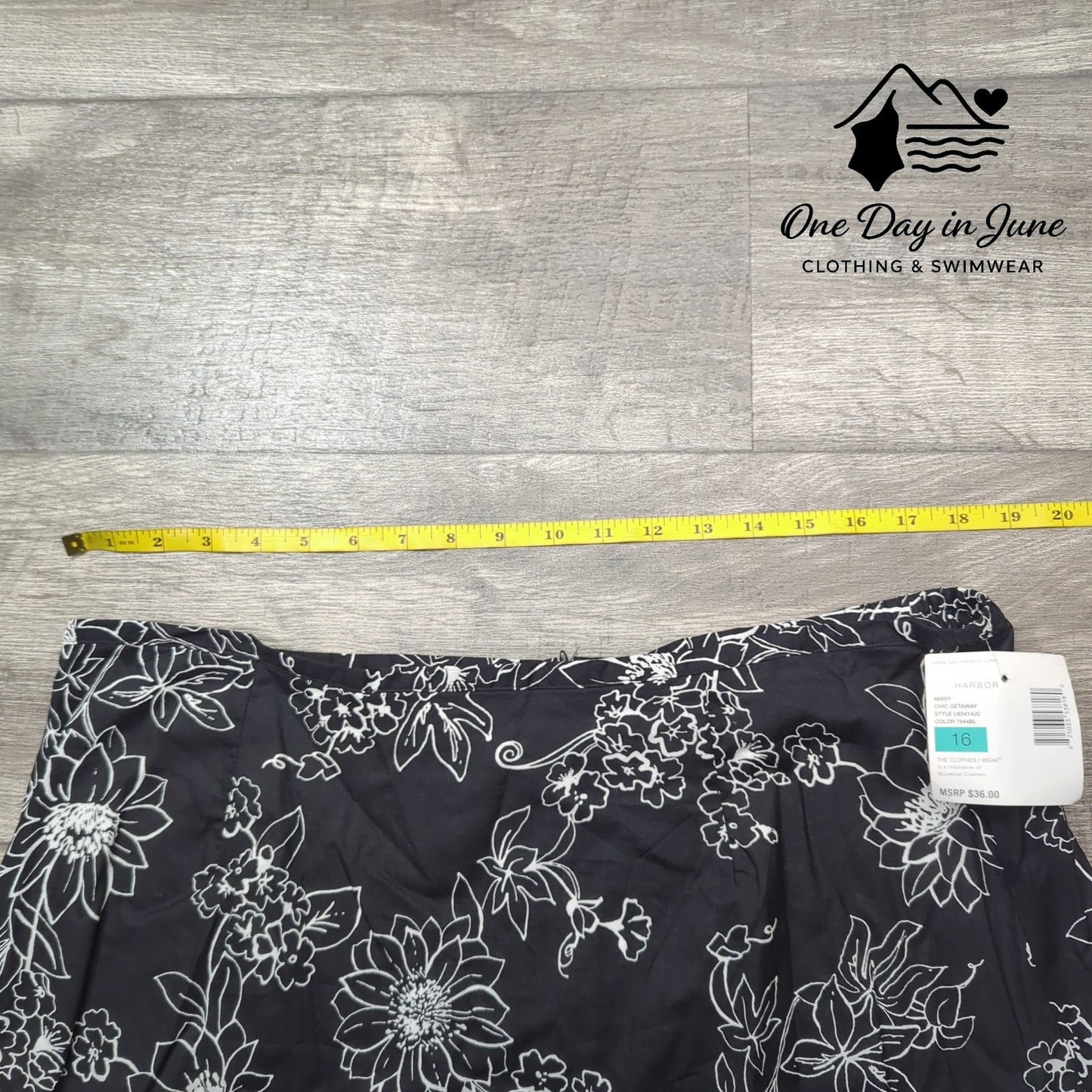 Sag Harbor Missy Chic Getaway Skirt Size 16