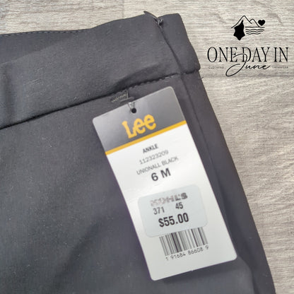 Lee Pull On Ankle Pants Size 6