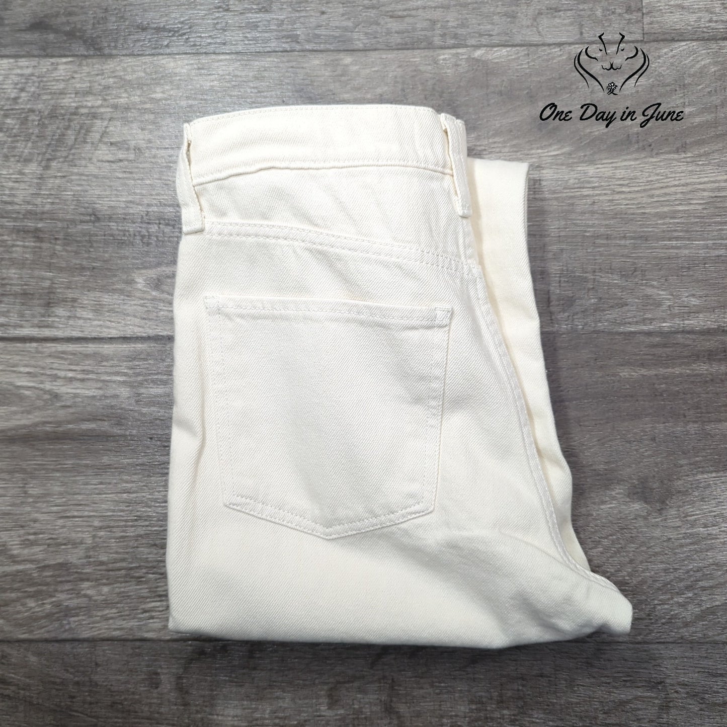Lucky Brand 90s Loose High Rise Crop Jeans Size 2