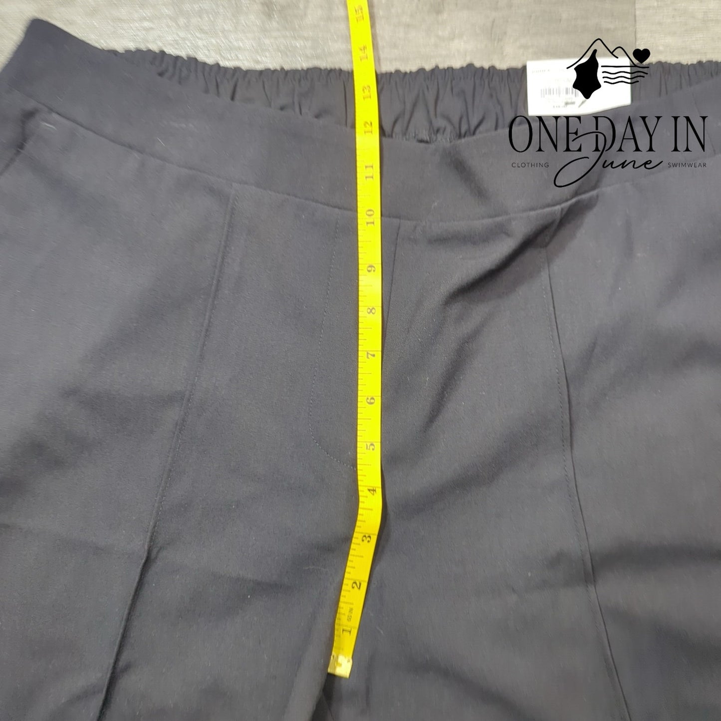 Nine West Mid Rise Curvy Crop Pants Size XL Short