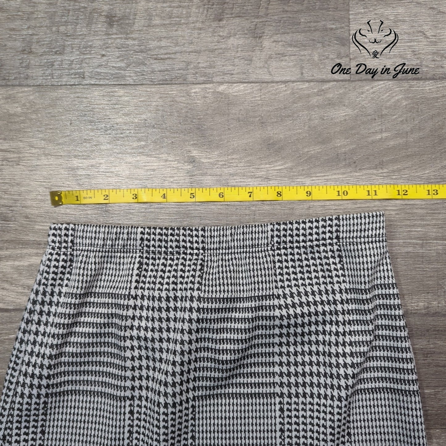 Olivia Rae Pull On Pencil Skirt Size XS
