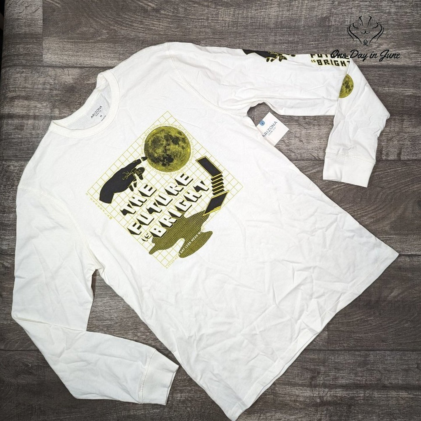Arizona Jean Co. The Future Is Bright Long Sleeve Graphic Tee White NWT Size XXL