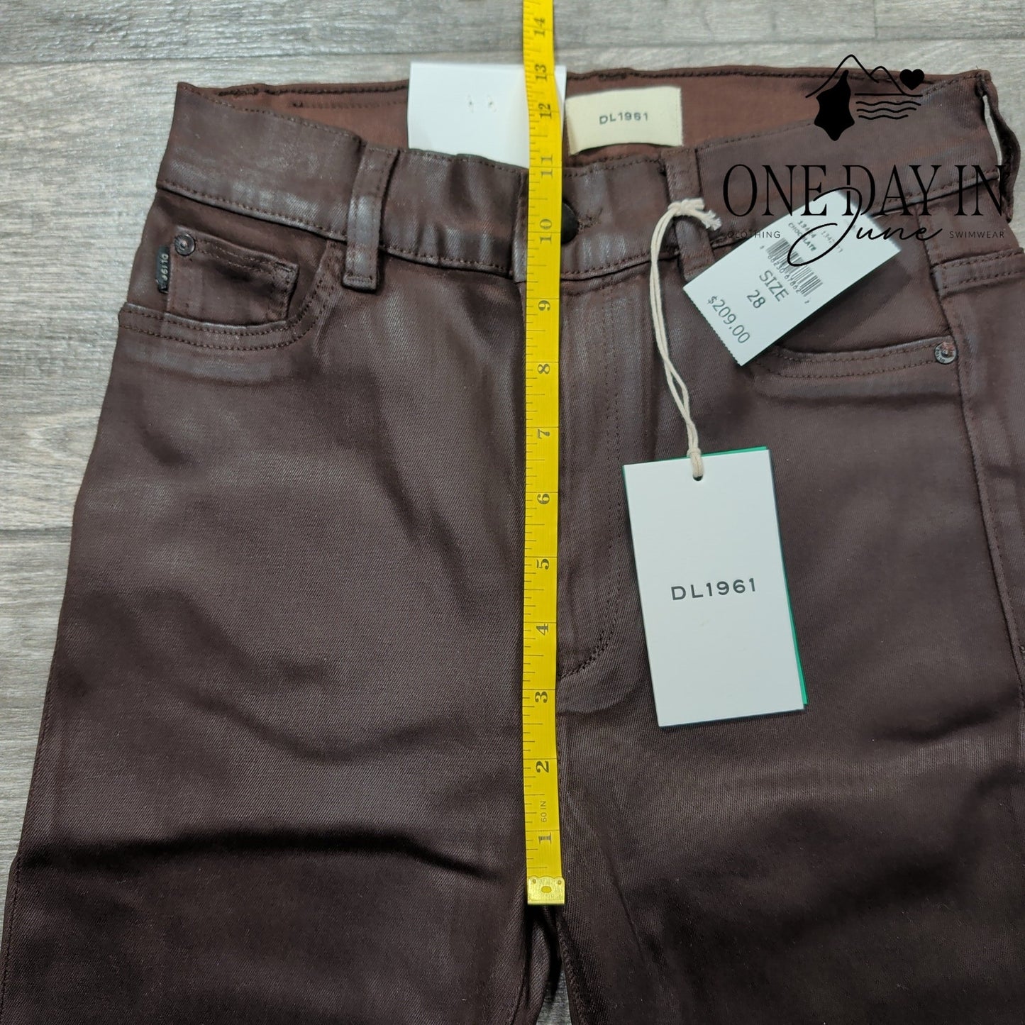 DL1961 Bridget Boot Coated Jeans Chocolate High Rise Crop NWT Size 6 (28)