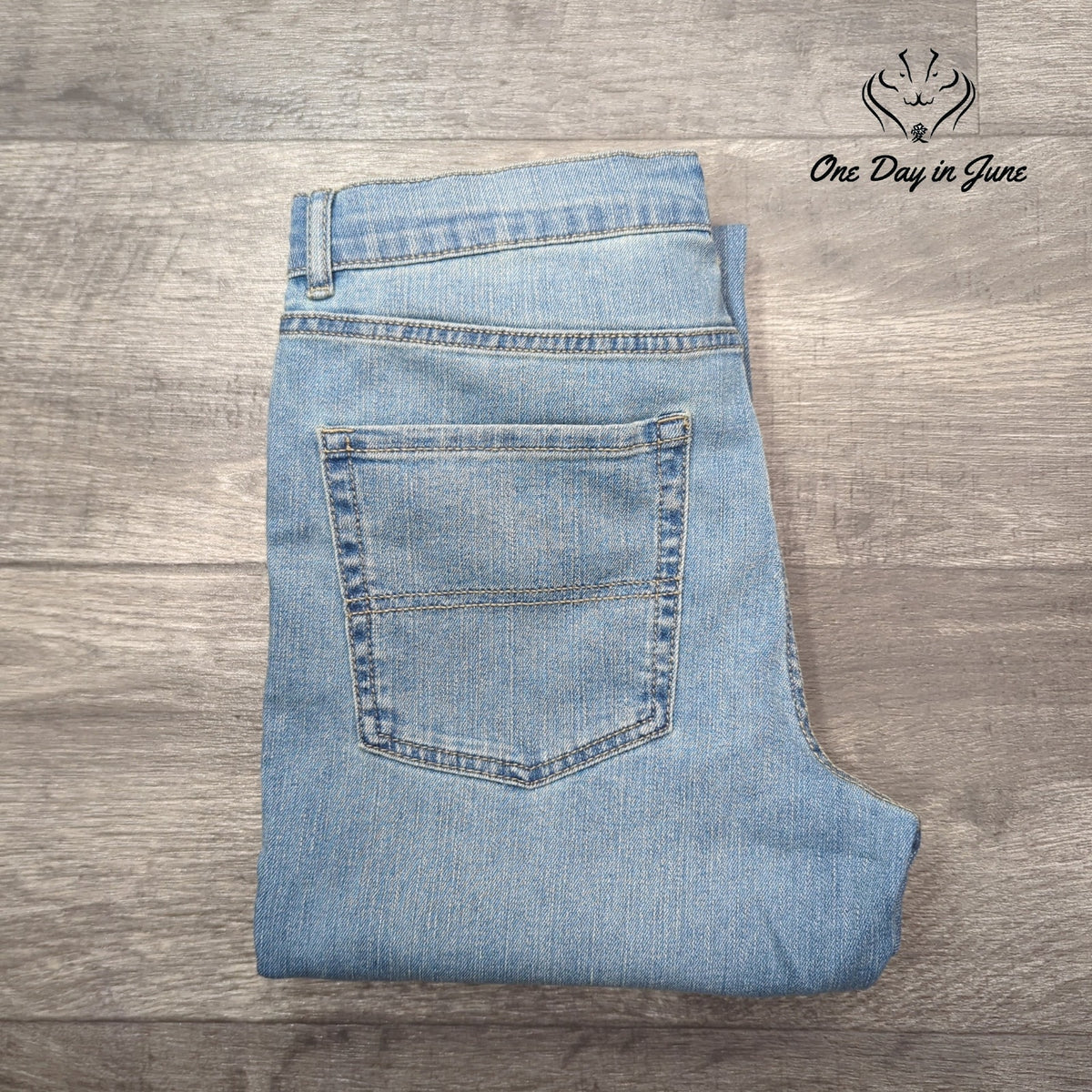 Childrens Place Boys Stretch Straight Leg Jeans Light Wash NWT Size 16