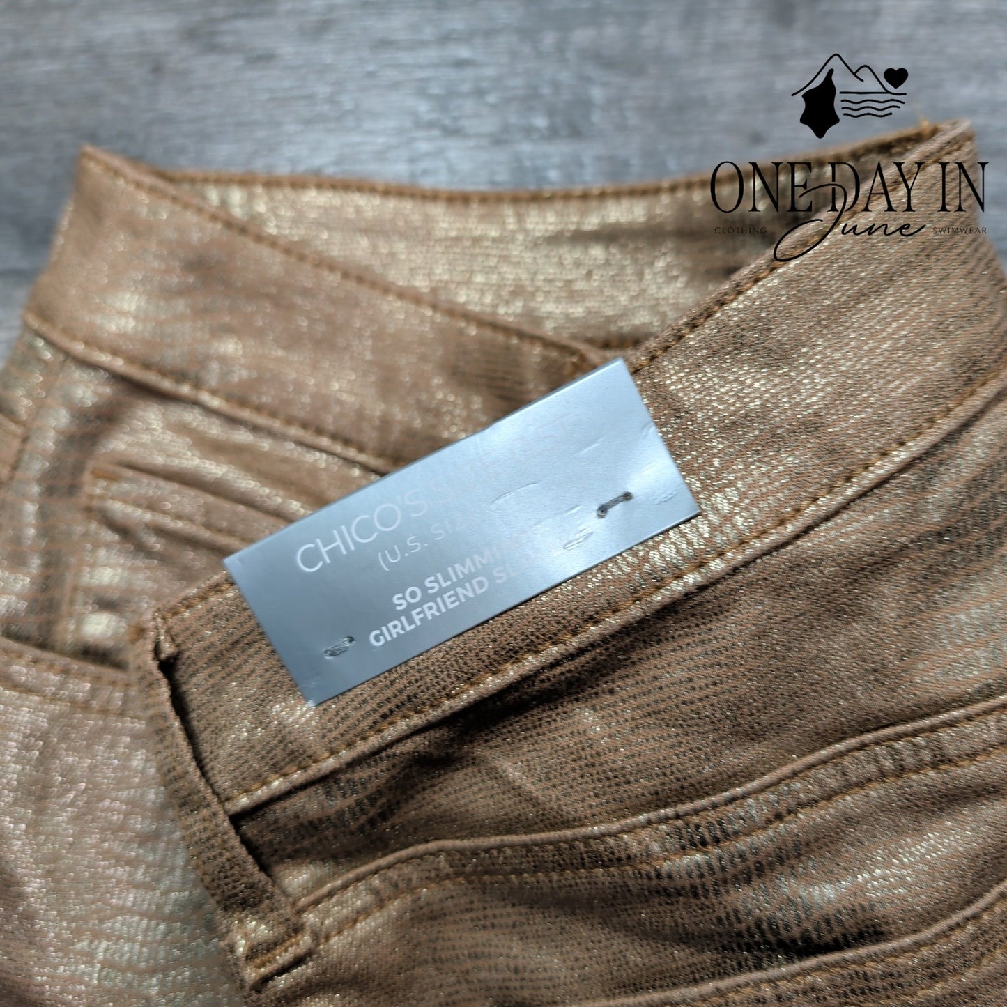 Chico's So Slimming Girlfriend Coated Jeans Size Chico's 0.5T (6T)