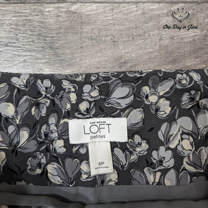 Loft Petite Tiered Floral Lined Skirt Size 6P