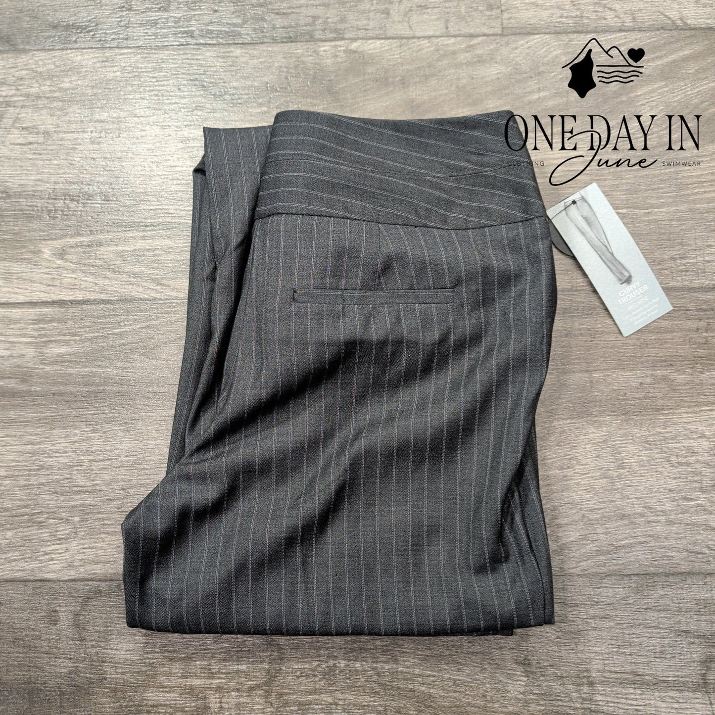 Apt. 9 Mid Rise Curvy Trouser Pants Size 6